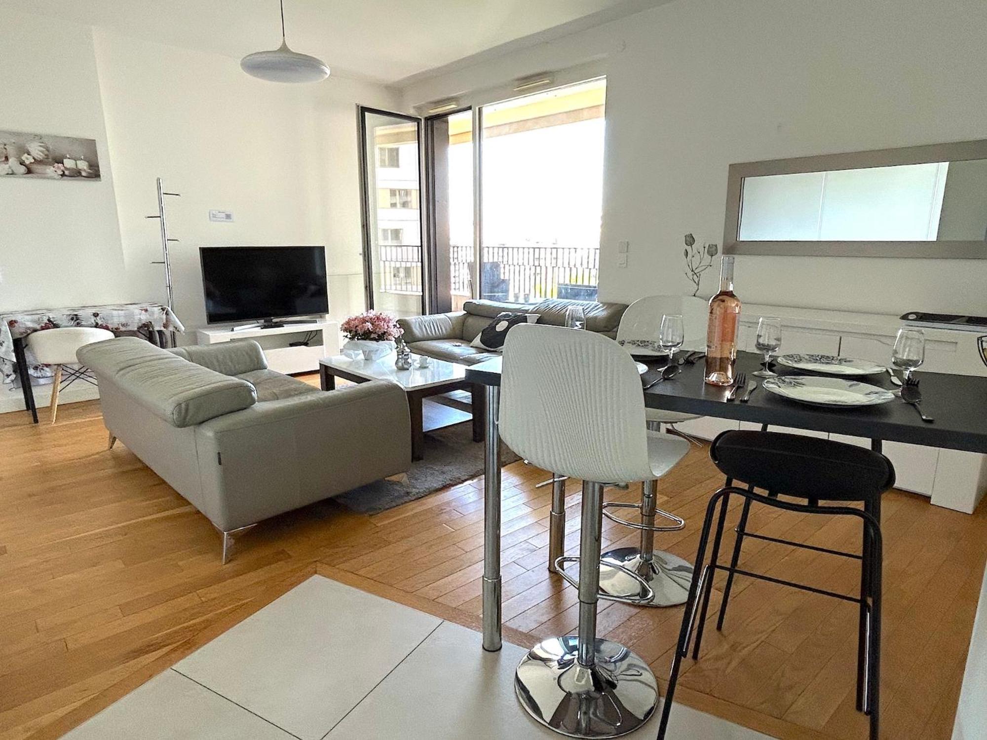 L'Appartement Des Batignolles ปารีส ภายนอก รูปภาพ